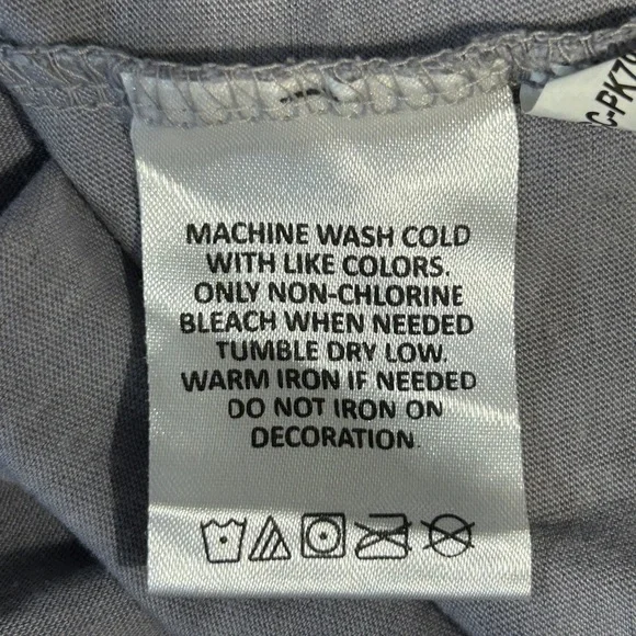 Women's Christmas Long Sleeve Top “LIT” Distressed Gray Light Bulbs Size-M EUC - Picture 5 of 8